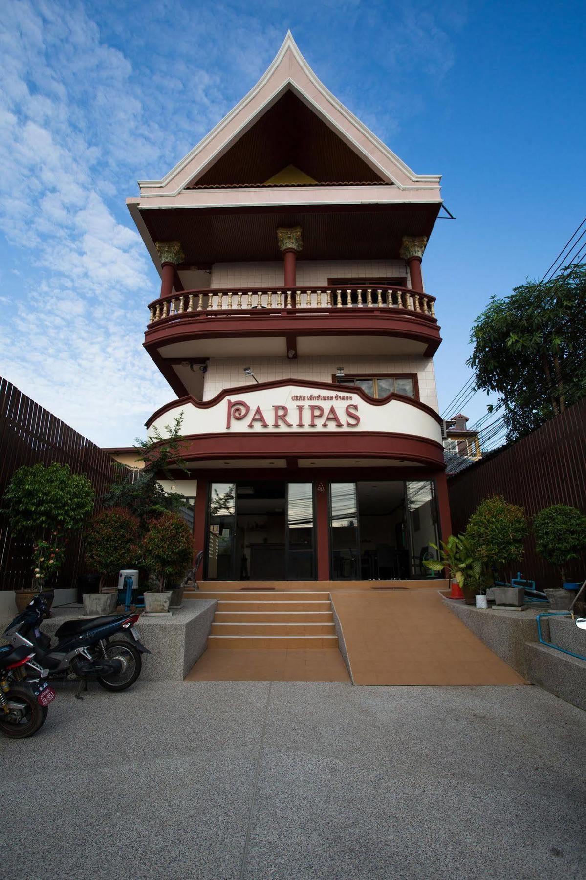 Paripas Express Patong Hotel Bagian luar foto