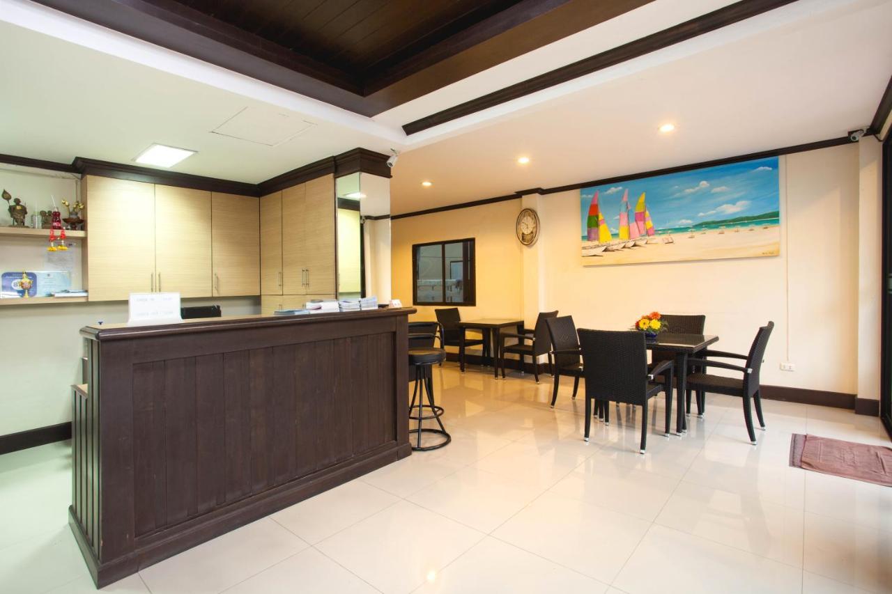 Paripas Express Patong Hotel Bagian luar foto